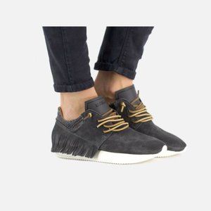 ESSEUTESSE FRINGE SNEAKER CHARCOAL SZ 40